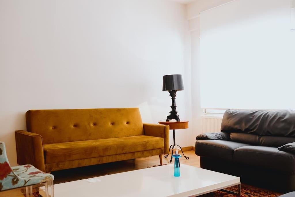 Cosy & Spacious Central Apartment Komotini Bagian luar foto