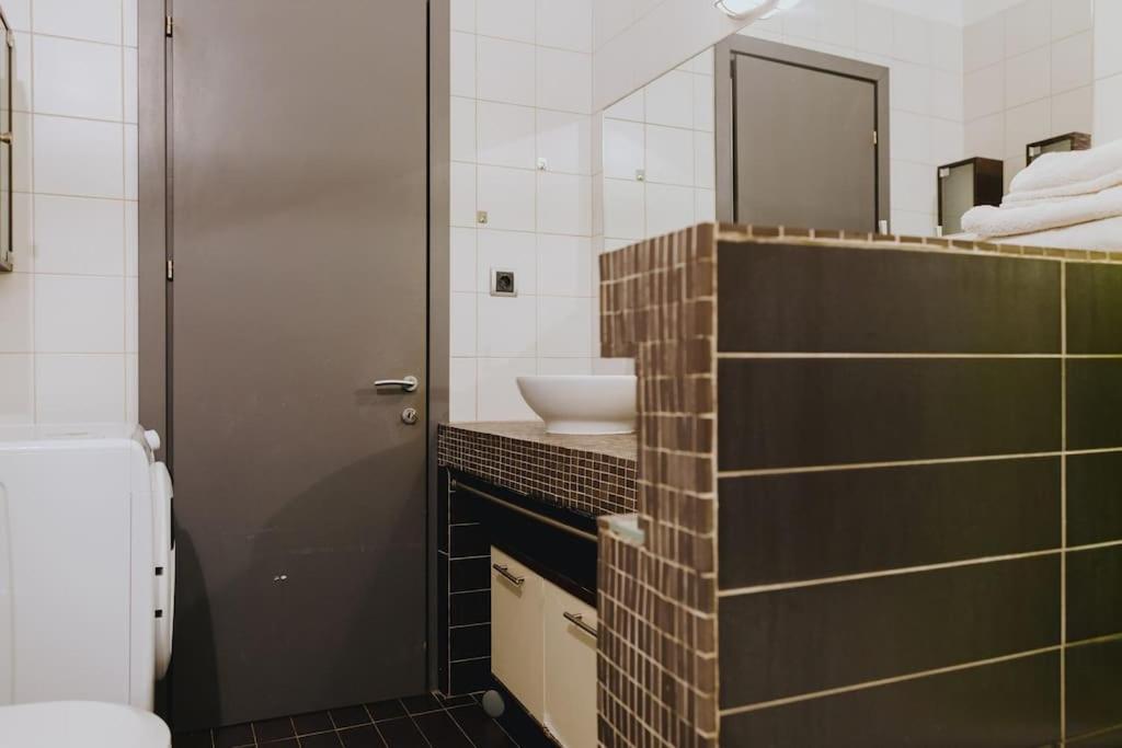 Cosy & Spacious Central Apartment Komotini Bagian luar foto