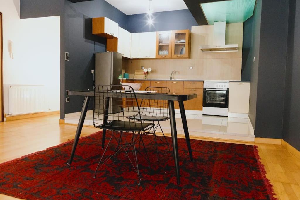 Cosy & Spacious Central Apartment Komotini Bagian luar foto